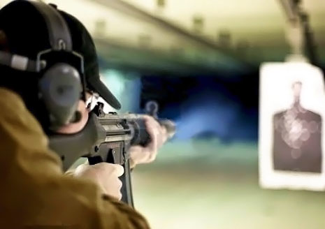 Стрельба из боевого оружия. Боевой тир в Казани. Ultra Подарки. Стрельба из боевого оружия #в Томске#в. Попробуйте настоящую стрельбу из огнестрельного оружия в боевом тире. UltraPodarki.ru 8 800 505 95 30.. Стрельба из боевого оружия Казань, боевой тир Казань, стрельба из огнестрельного оружия Казань, Стрельба из боевого оружия, Стрельба Казань, стрельба из пистолета Казань, стрельба из карабина Казань, стрельба из снайперской винтовки Казань