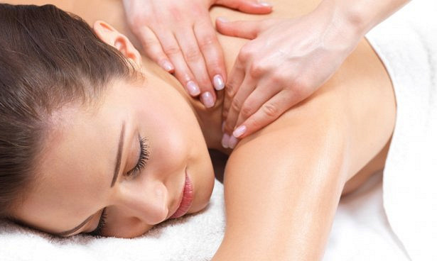 Общий массаж тела. Подарочные сертификаты Ultra Подарки Казань. Купить подарочный сертификат на Общий массаж тела. Сервис UltraPodarki.ru Казань 8 800 505 95 30.. Общий массаж, общий массаж в Казани, лечебный массаж, лечебный массаж в Казани, массаж для мужчин в Казани, массаж для женщин в Казани,массаж для мужчин, массаж для женщин, общий массаж для мужчин, общий массаж для женщин, классический массаж, классический массаж в Казани