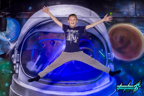  Батутный центр в Казани. Сервис Ultra Подарки. Купить подарочный сертификат в батутный центр, попробуйте прыжки на батуте в Казани. Сервис UltraPodarki.ru 8 (800) 555 95-30.. Батутный центр , батутный центр, батутный центр цены, батутный центр в Казани,  батутный парк, батут прыгать, прыжки +на батуте, батут Казань, батут спорт