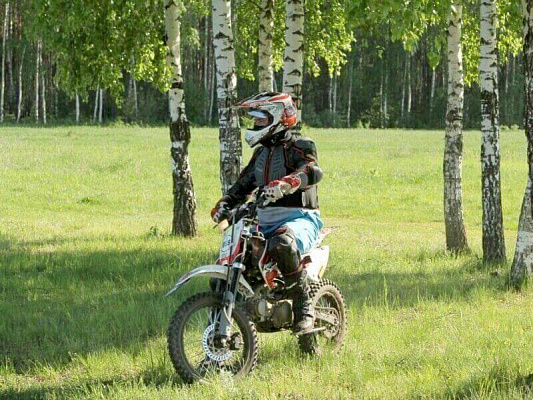 Катание на мотоцикле в Казани. ULTRA ПОДАРКИ. Купить катание на мотоцикле в Казани. Попробовав езду на мотоциклах, вы получите порцию адреналина и невероятные эмоции. Сервис: UltraPodarki.ru 8 800 505 95 30.. Катание на мотоцикле в Казани, прокат мотоциклов Казань, катание на мотоциклах, прокат мотоцикла, езда на мотоцикле Казань, езда на мотоцикле, мотопрогулка Казань, мотопрогулка