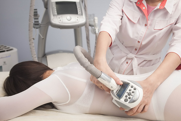 LPG массаж в Казани. Сервис Ultra Подарки. LPG массаж в Казани. Попробуйте LPG массаж салоне Казани. Сервис UltraPodarki.ru 8 800 505 95 30. LPG массаж в Казани, аппаратный массаж Казань, моделирующий массаж Казань, антицеллюлитный массаж Казань цена, услуга массаж Казань, профессиональный массаж Казань, спа салон Казань, массажный салон Казань, массаж для похудения Казань, вакуумный массаж, купить массаж Казань