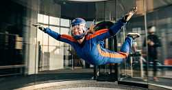 Полёт в аэротрубе 