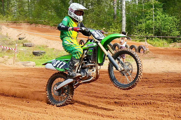 Катание на мотоцикле в Казани. ULTRA ПОДАРКИ. Купить катание на мотоцикле в Казани. Попробовав езду на мотоциклах, вы получите порцию адреналина и невероятные эмоции. Сервис: UltraPodarki.ru 8 800 505 95 30.. Катание на мотоцикле в Казани, прокат мотоциклов Казань, катание на мотоциклах, прокат мотоцикла, езда на мотоцикле Казань, езда на мотоцикле, мотопрогулка Казань, мотопрогулка