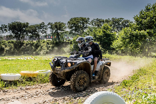 Катание на квадроциклах в Казани. Подарочные сертификаты Ultra Подарки. Подарочный сертификат на катание на квадроциклах в Казани. Закажите прокат квадроциклов и наслаждайтесь активным отдыхом с друзьями. Выбирайте живописные маршруты для езды на квадроциклах. Сервис UltraPodarki.ru 8 800 505 95 30. Катание на квадроциклах, катание на квадроциклах Казань, прокат квадроциклов, прокат квадроциклов Казань, езда на квадроцикле, езда на квадроцикле Казань, катание на квадроциклах зимой, Катание на квадроциклах летом, сертификат на катание на квадроциклах, сертификат квадроциклы, сертификат квадроциклы Казань
