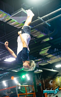  Батутный центр в Казани. Сервис Ultra Подарки. Купить подарочный сертификат в батутный центр, попробуйте прыжки на батуте в Казани. Сервис UltraPodarki.ru 8 (800) 555 95-30.. Батутный центр , батутный центр, батутный центр цены, батутный центр в Казани,  батутный парк, батут прыгать, прыжки +на батуте, батут Казань, батут спорт