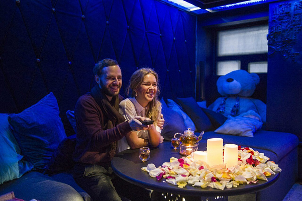 Романтическое свидание в кинотеатре в Казани. Ultra Подарки. Купить романтическое свидание в кинотеатре в Казани. Подарите самым близким незабываемые моменты и признайтесь в искренних чувствах. Сервис UltraPodarki.ru 8-800-505-95-30. Романтическое свидание в кинотеатре в Казани, свидание в Казани, свидание в кинотеатре, сертификат на свидание в кинотеатре, сертификат на свидание в Казани, купить свидание, купить свидание Казань, первое свидание, девушка свидание, хороший кинотеатре, романтический кинотеатре, романтический вечер, романтический ужин, романтические любимому, романтическая музыка