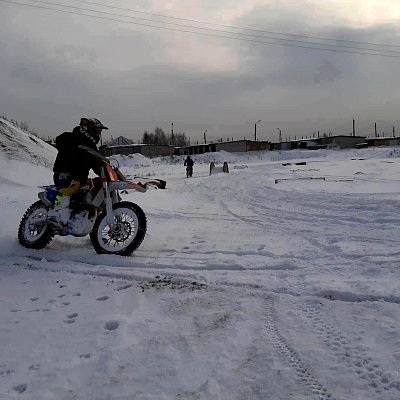 Катание на мотоцикле в Казани. ULTRA ПОДАРКИ. Купить катание на мотоцикле в Казани. Попробовав езду на мотоциклах, вы получите порцию адреналина и невероятные эмоции. Сервис: UltraPodarki.ru 8 800 505 95 30.. Катание на мотоцикле в Казани, прокат мотоциклов Казань, катание на мотоциклах, прокат мотоцикла, езда на мотоцикле Казань, езда на мотоцикле, мотопрогулка Казань, мотопрогулка