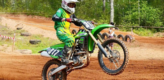 Катание на мотоциклах Катание на мотоциклах