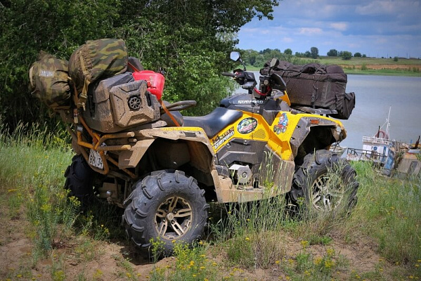 Катание на квадроциклах в Казани. Подарочные сертификаты Ultra Подарки. Подарочный сертификат на катание на квадроциклах в Казани. Закажите прокат квадроциклов и наслаждайтесь активным отдыхом с друзьями. Выбирайте живописные маршруты для езды на квадроциклах. Сервис UltraPodarki.ru 8 800 505 95 30. Катание на квадроциклах, катание на квадроциклах Казань, прокат квадроциклов, прокат квадроциклов Казань, езда на квадроцикле, езда на квадроцикле Казань, катание на квадроциклах зимой, Катание на квадроциклах летом, сертификат на катание на квадроциклах, сертификат квадроциклы, сертификат квадроциклы Казань
